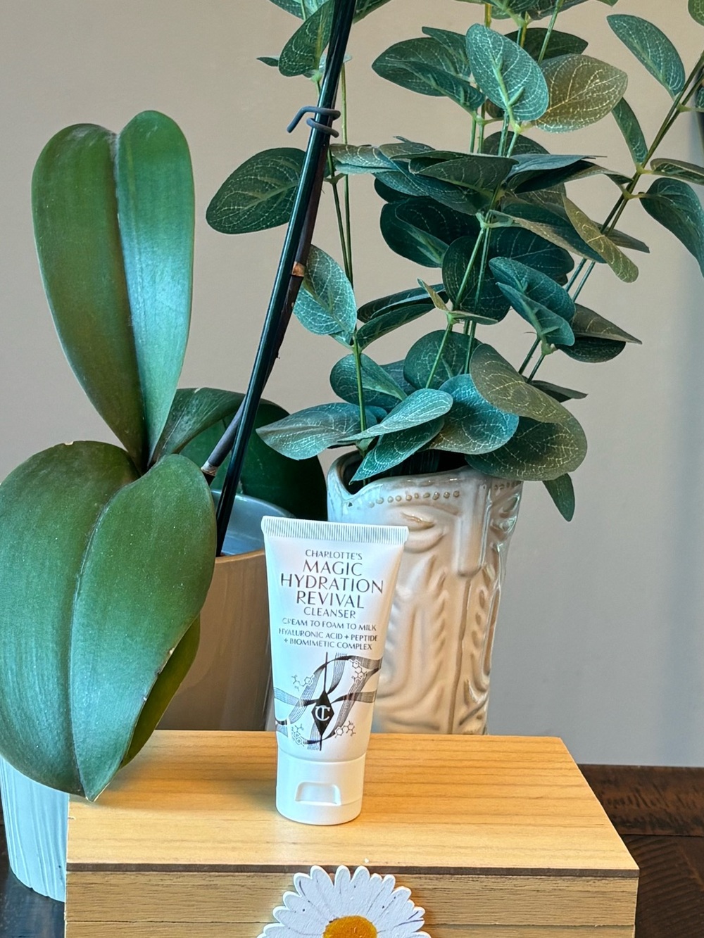 Charlotte Tilbury Magic Cream Hydration Revival Cleanser
